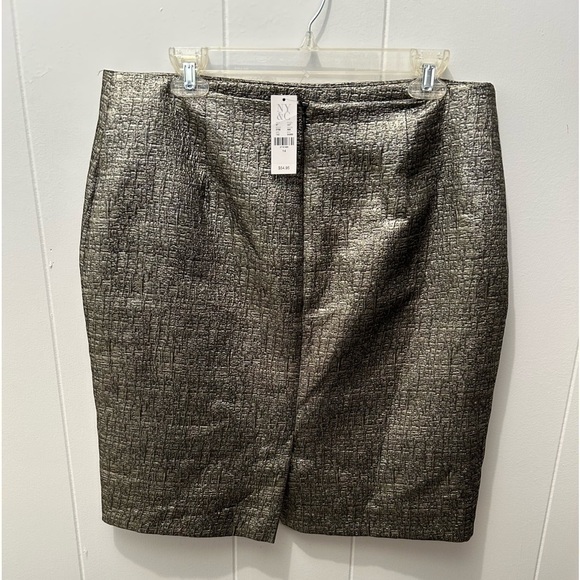 Nwt- 🎄 NY&Co Women’s Metallic Skirt - Picture 3 of 4